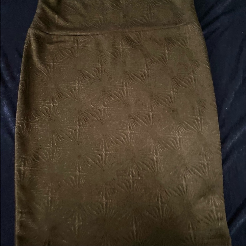 Black LuLaRoe Cassie skirt